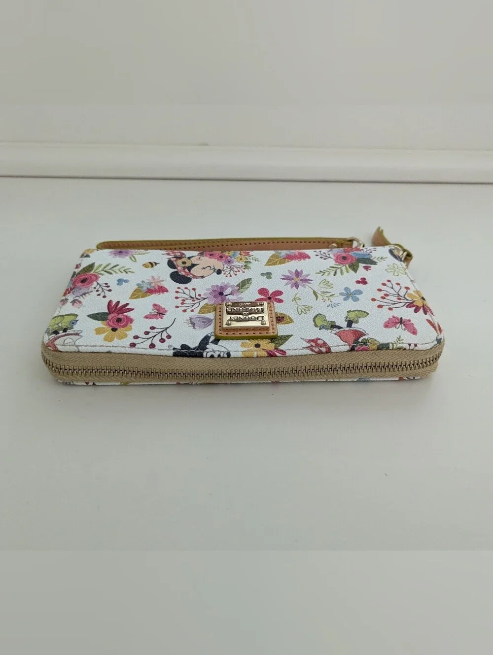 Dooney And Bourke X Disney Minnie Mouse Flower And Garden Wallet Wristlet